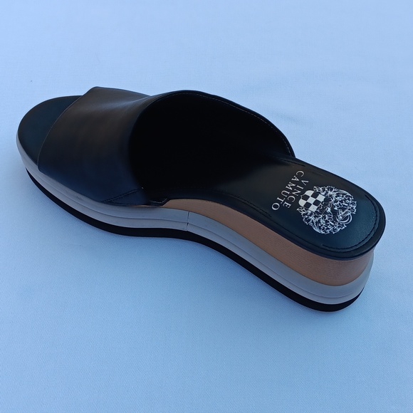 VINCE CAMUTO Women's Pendrea Leather Black Wedge Sandals- 9.5M - Picture 9 of 9